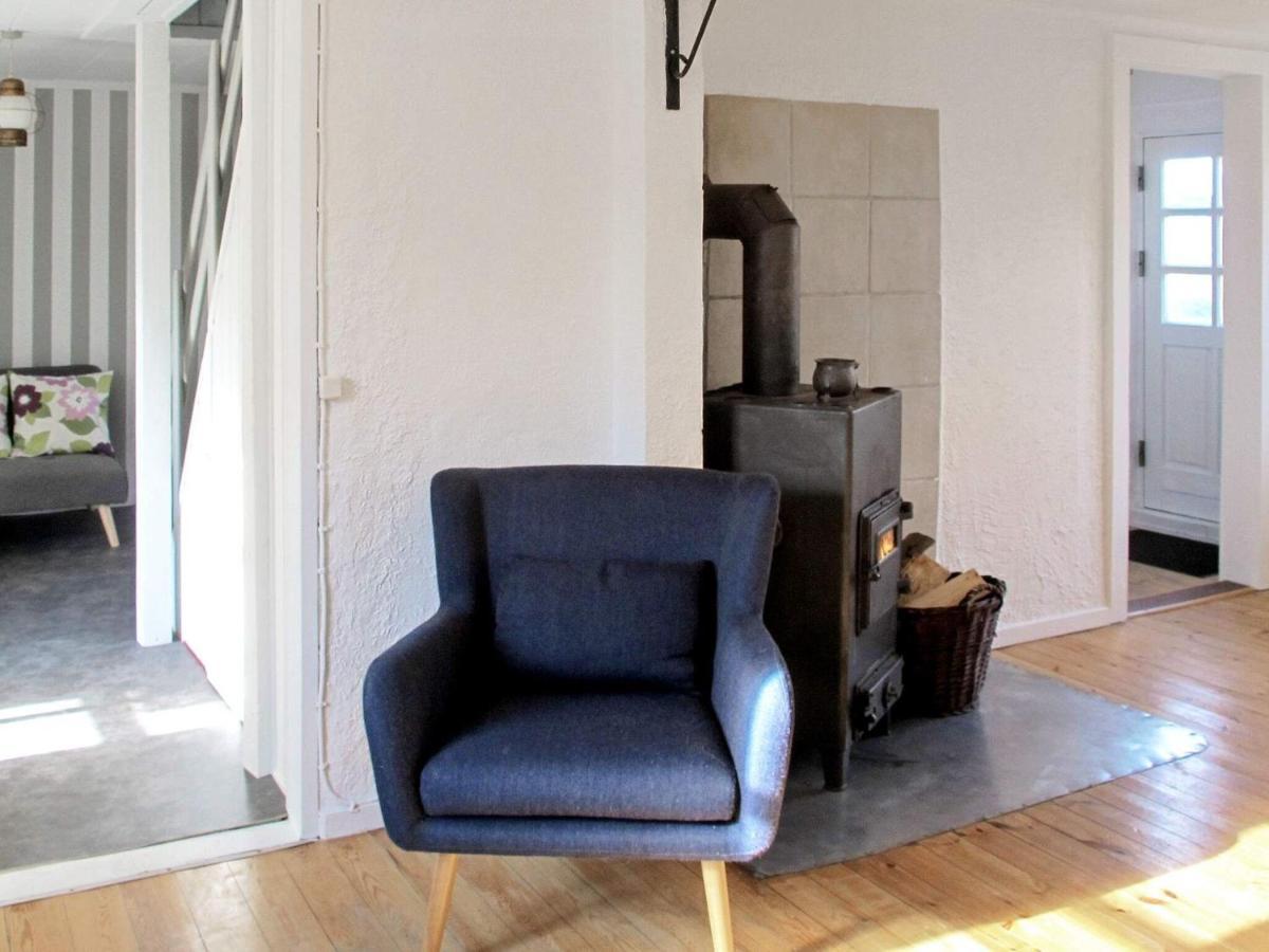 4 Person Holiday Home In Bandholm Bagian luar foto